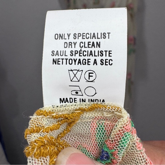 Anthropologie NWT BL^NK Sheer Embroidered Overlay Duster Cream Tan Pink One Size - Picture 14 of 14